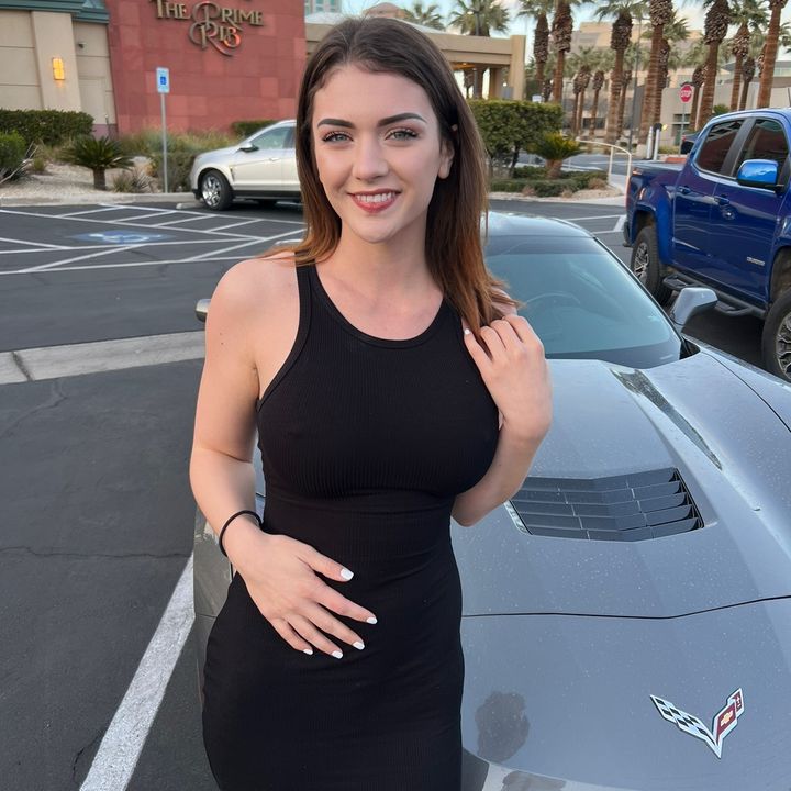 #poolday #summerfit #over30 | Ruby ️ (@rubytakesyourheart)