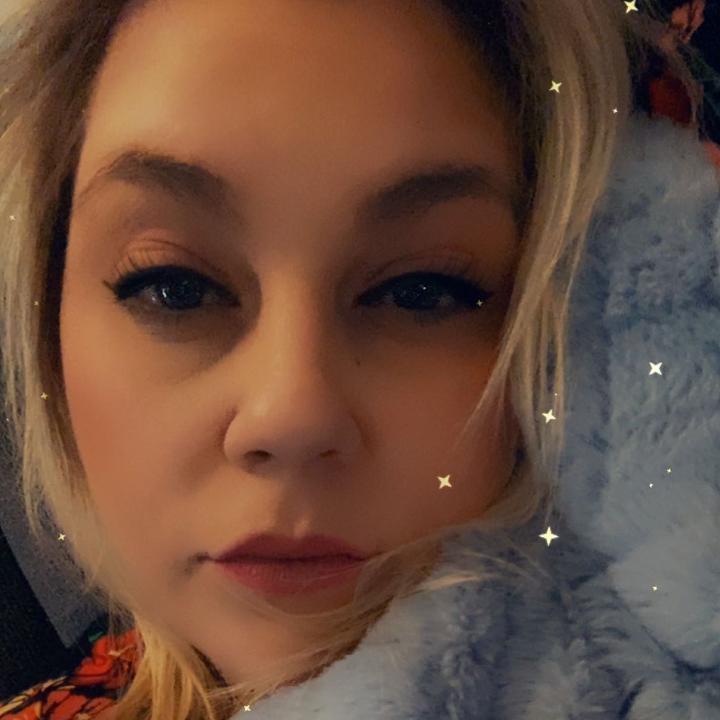 heytheredelilah29
