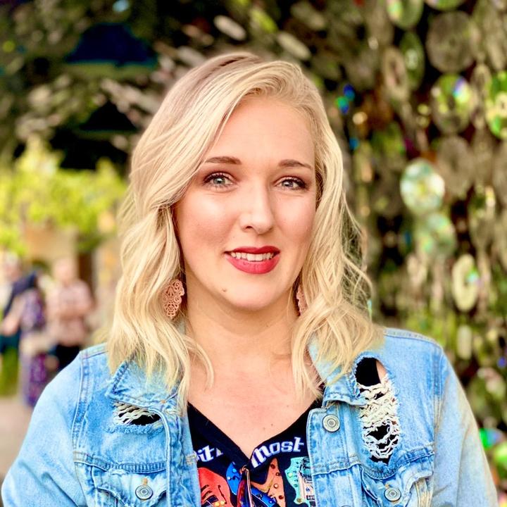 🦄 jenjohnson.official Jen Johnson TikTok