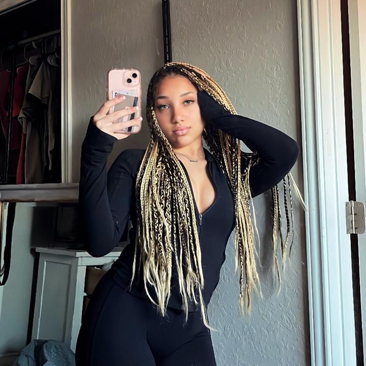 🦄 @hazellenn - Tik Toker - TikTok