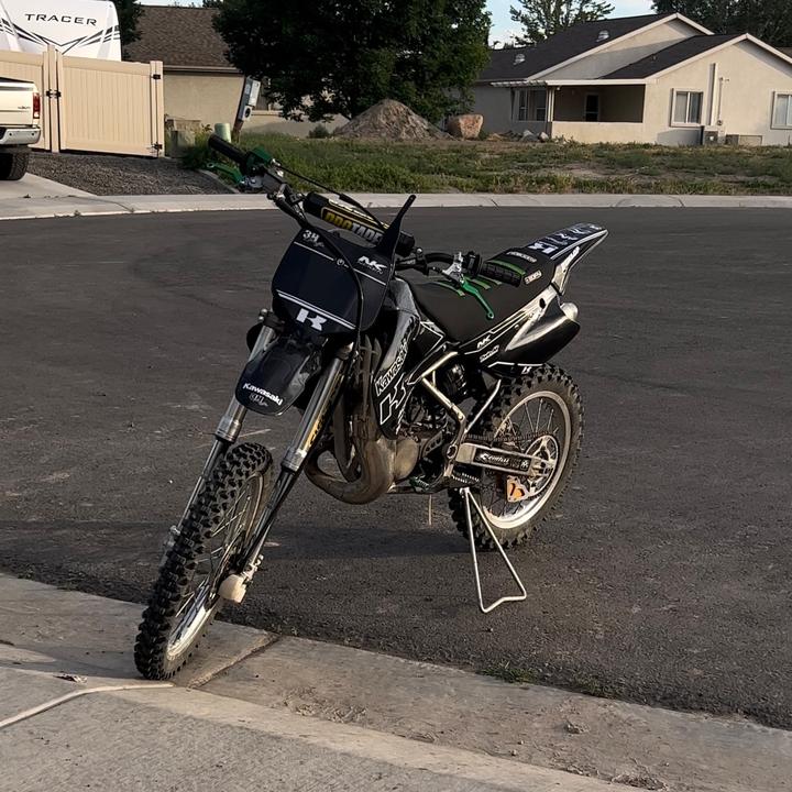 2008 kx100