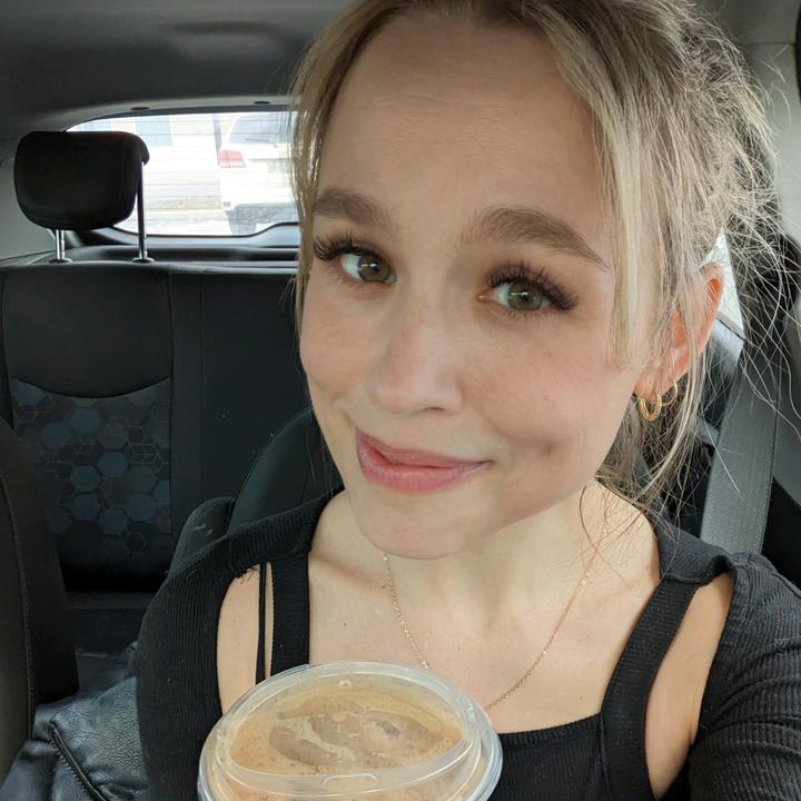 Favorite stretches after a sweaty workout! 😽😇💞 @penelopewinsome - TikTok