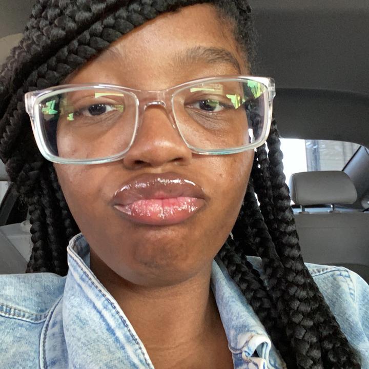 prettyfaceneisha_
