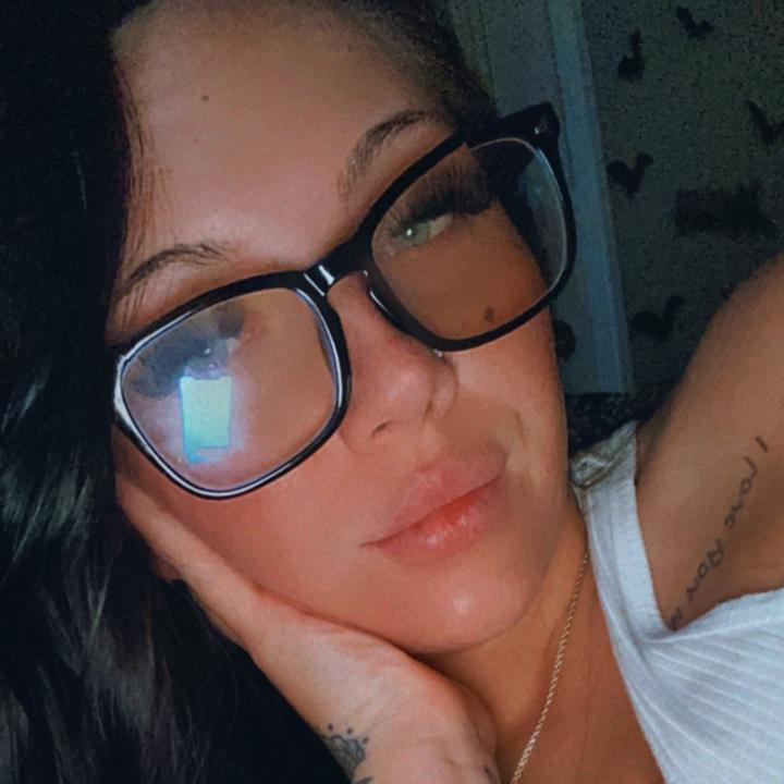 🦄 @therealzoeylovebackup - Zoey Love - TikTok