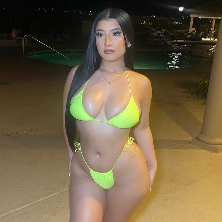Mature Curvy Latina