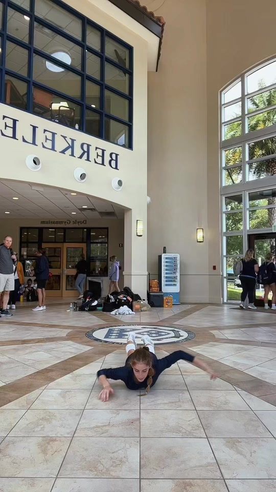 TikTok video thumbnail by alexxcarbo